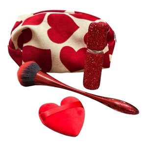 Heart Pattern Makeup Set with Red Accents